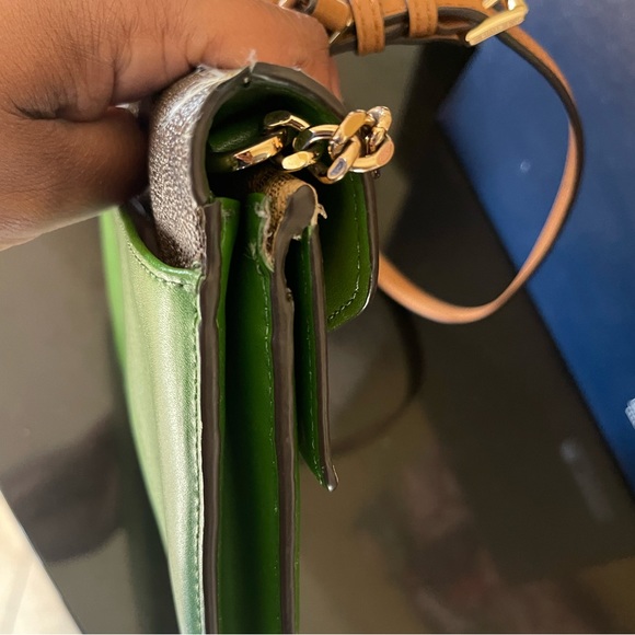 Michael Kors Sloan Logo and Leather Chain Wallet - Picture 2 of 7